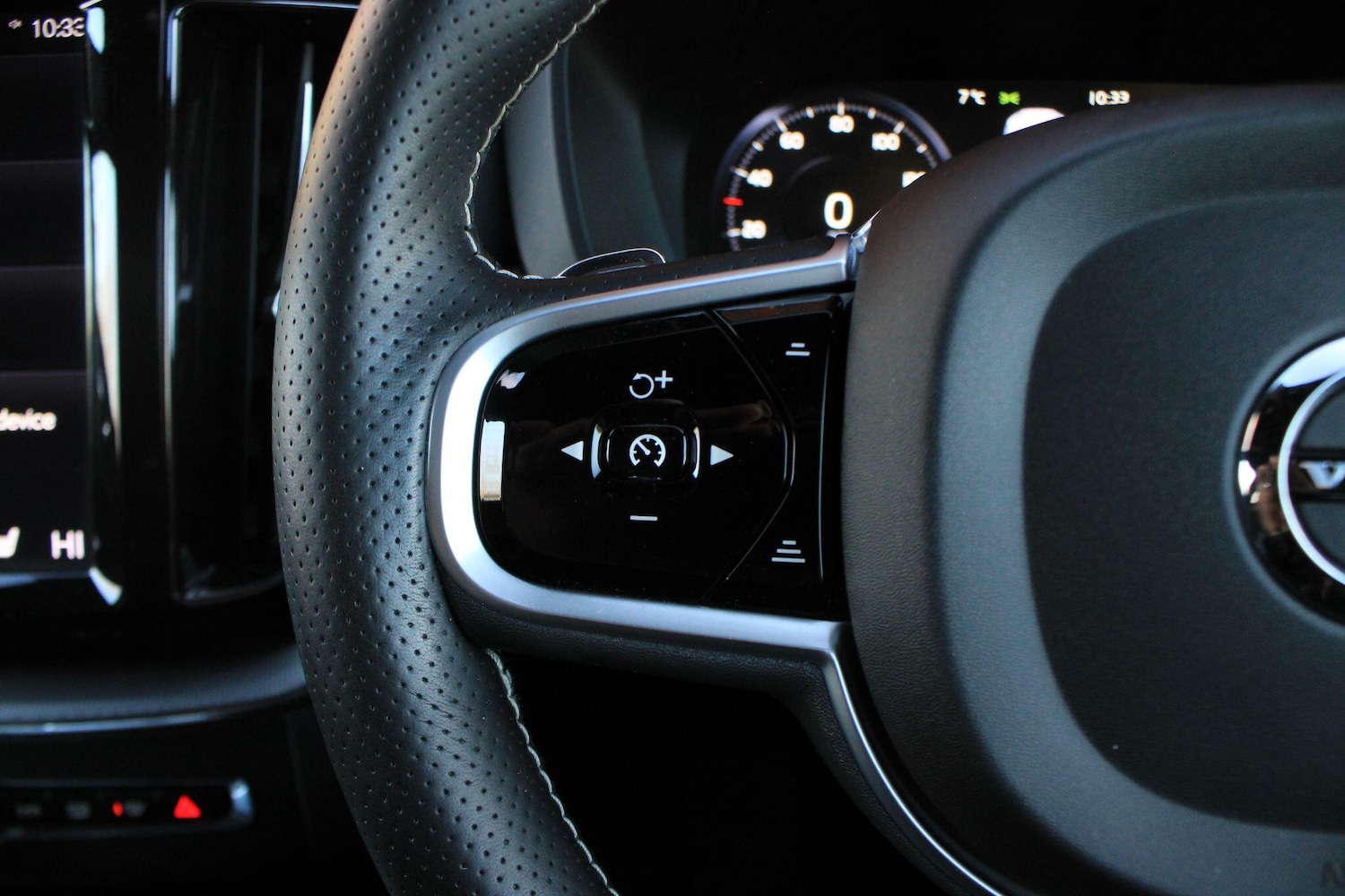 Used Volvo XC60 2018 for sale - 76786569: Photo 31