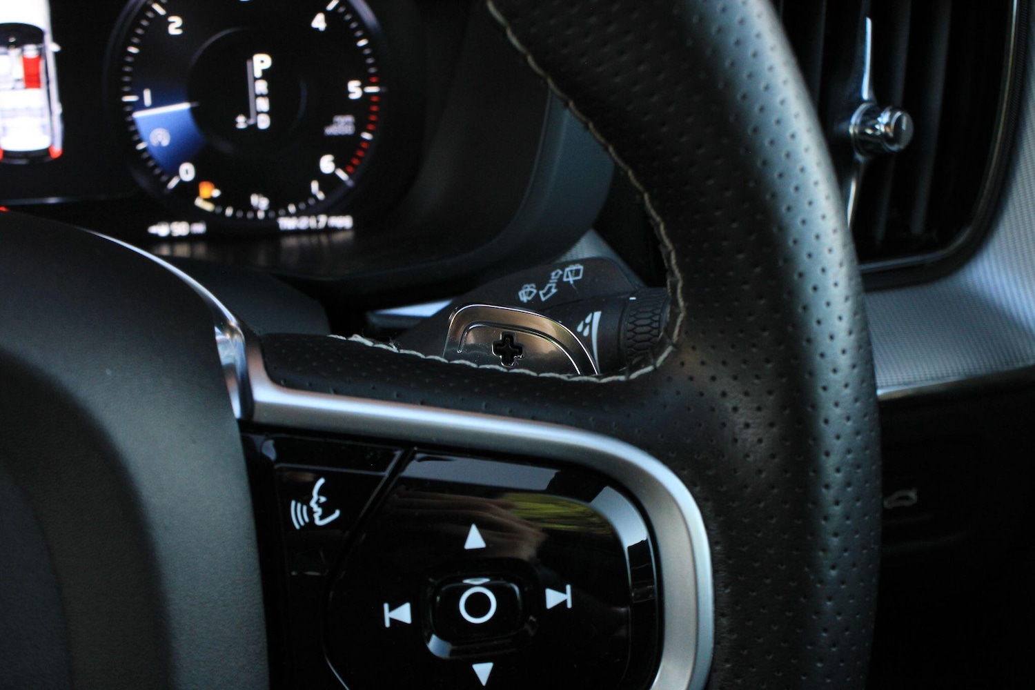 Used Volvo XC60 2018 for sale - 76786569: Photo 36