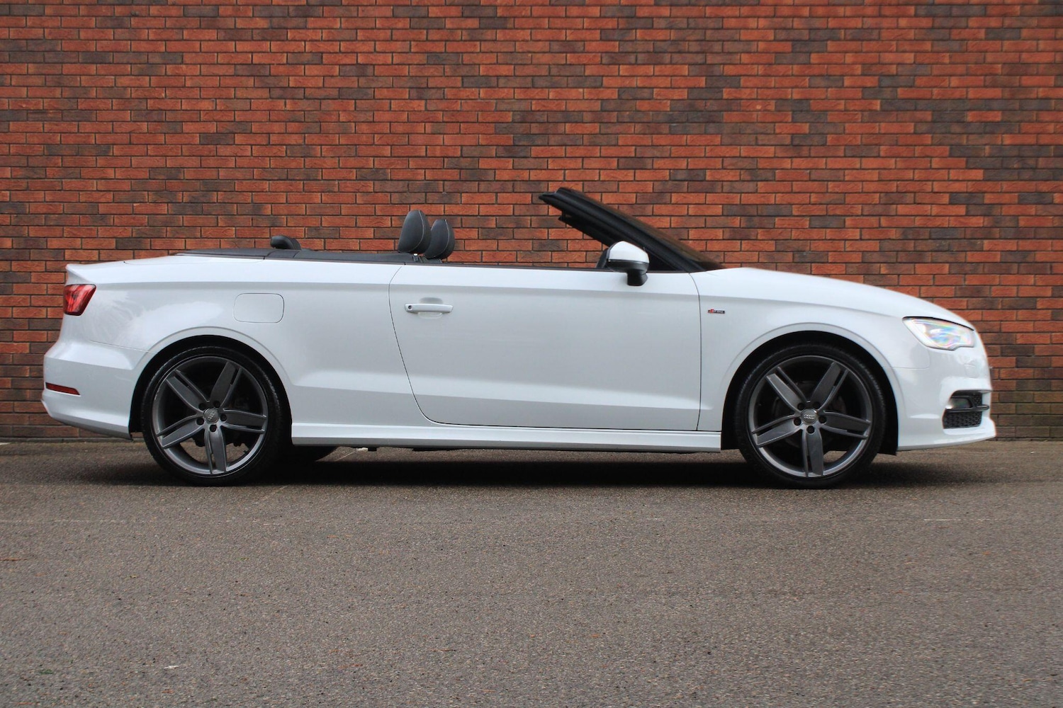 Used Audi A3 2014 for sale - 77156017: Photo 2