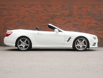 Used Mercedes-Benz SL 2015 for sale - 79049200: Photo