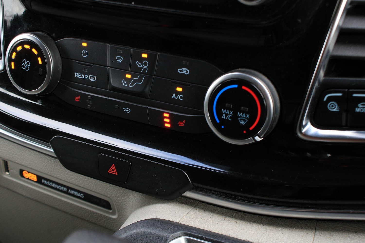 Used Ford Tourneo Custom 2020 for sale - 77279753: Photo 26