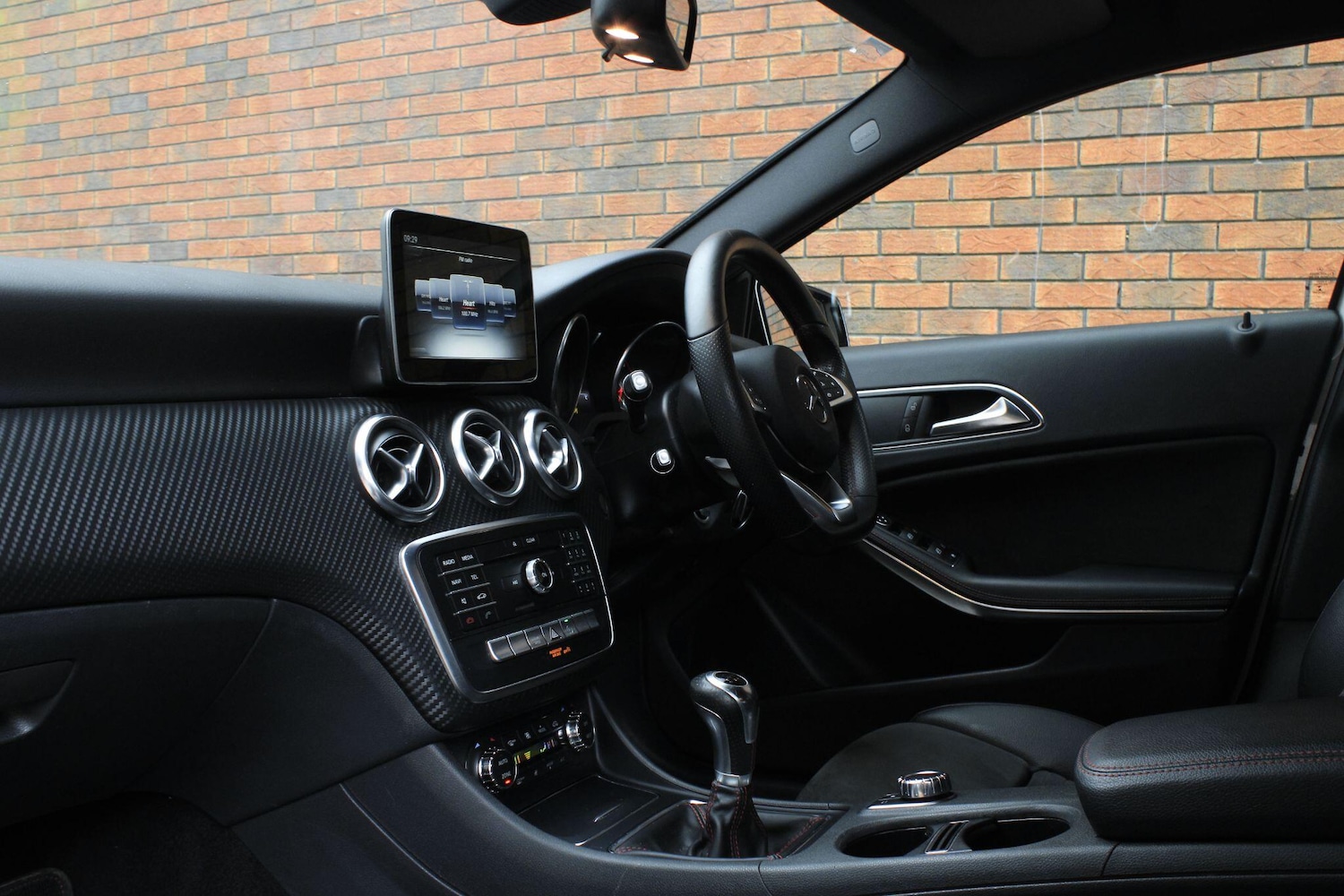 Used Mercedes-Benz A-Class 2017 for sale - 77612658: Photo 17