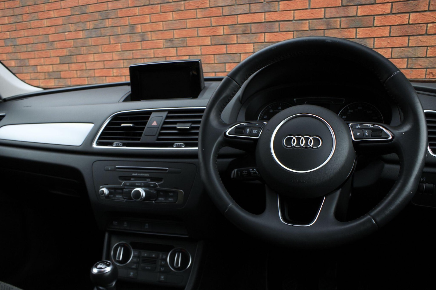 Used Audi Q3 2018 for sale - 76688715: Photo 8