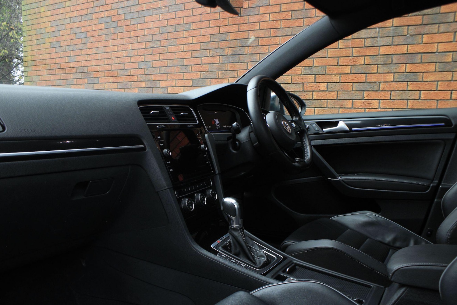 Used Volkswagen Golf 2017 for sale - 77425037: Photo 20