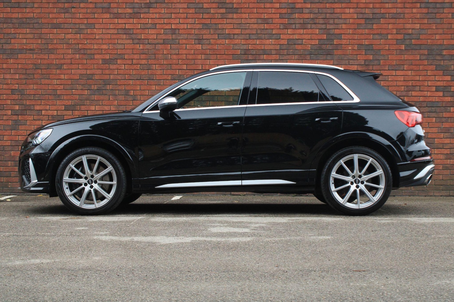 Used Audi RS Q3 2020 for sale - 77040299: Photo 19