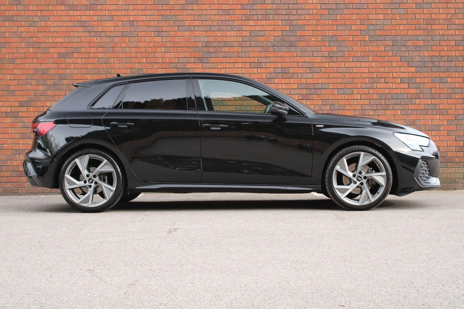 Used Audi A3 for sale - 78116390: Photo 2