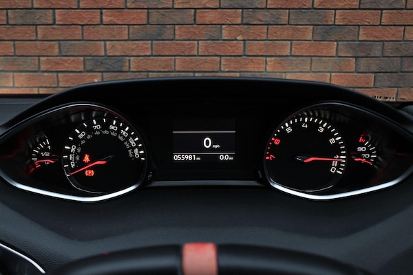 Used Peugeot 308 2018 for sale - 76326453: Photo 26