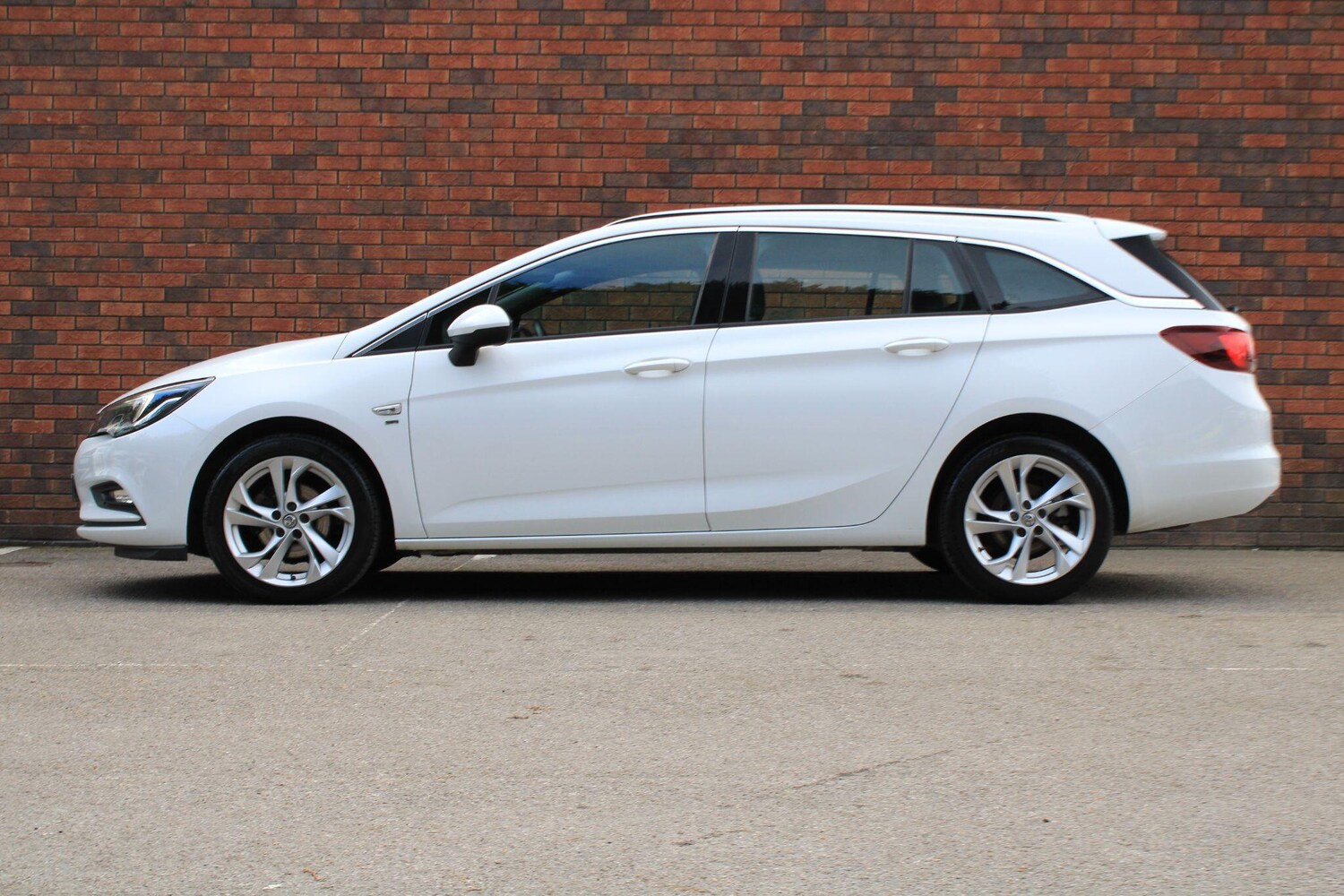Used Vauxhall Astra 2016 for sale - 76227300: Photo 14