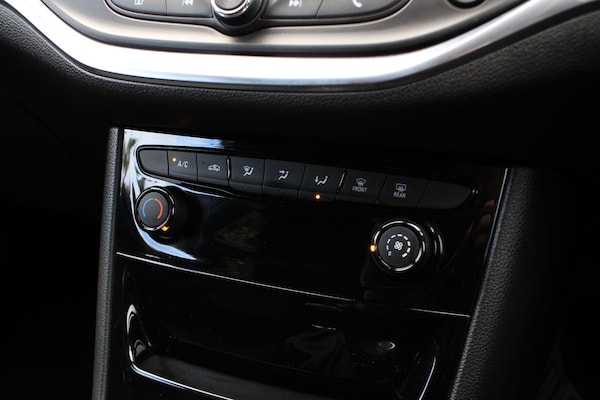 Used Vauxhall Astra 2016 for sale - 76227300: Photo 18
