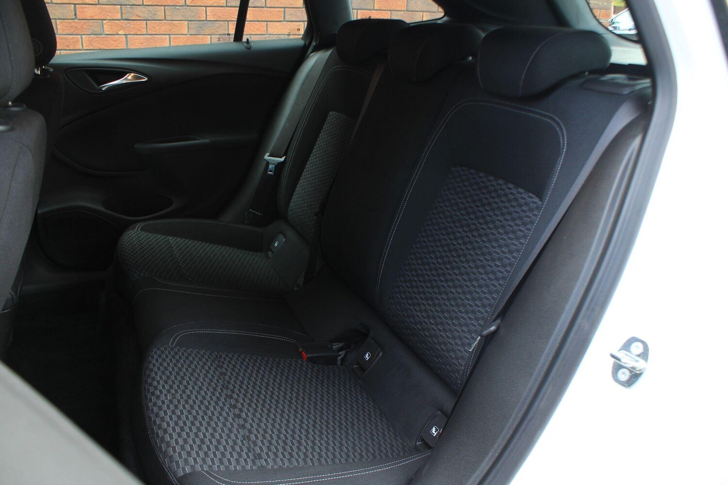 Used Vauxhall Astra 2016 for sale - 76227300: Photo 19