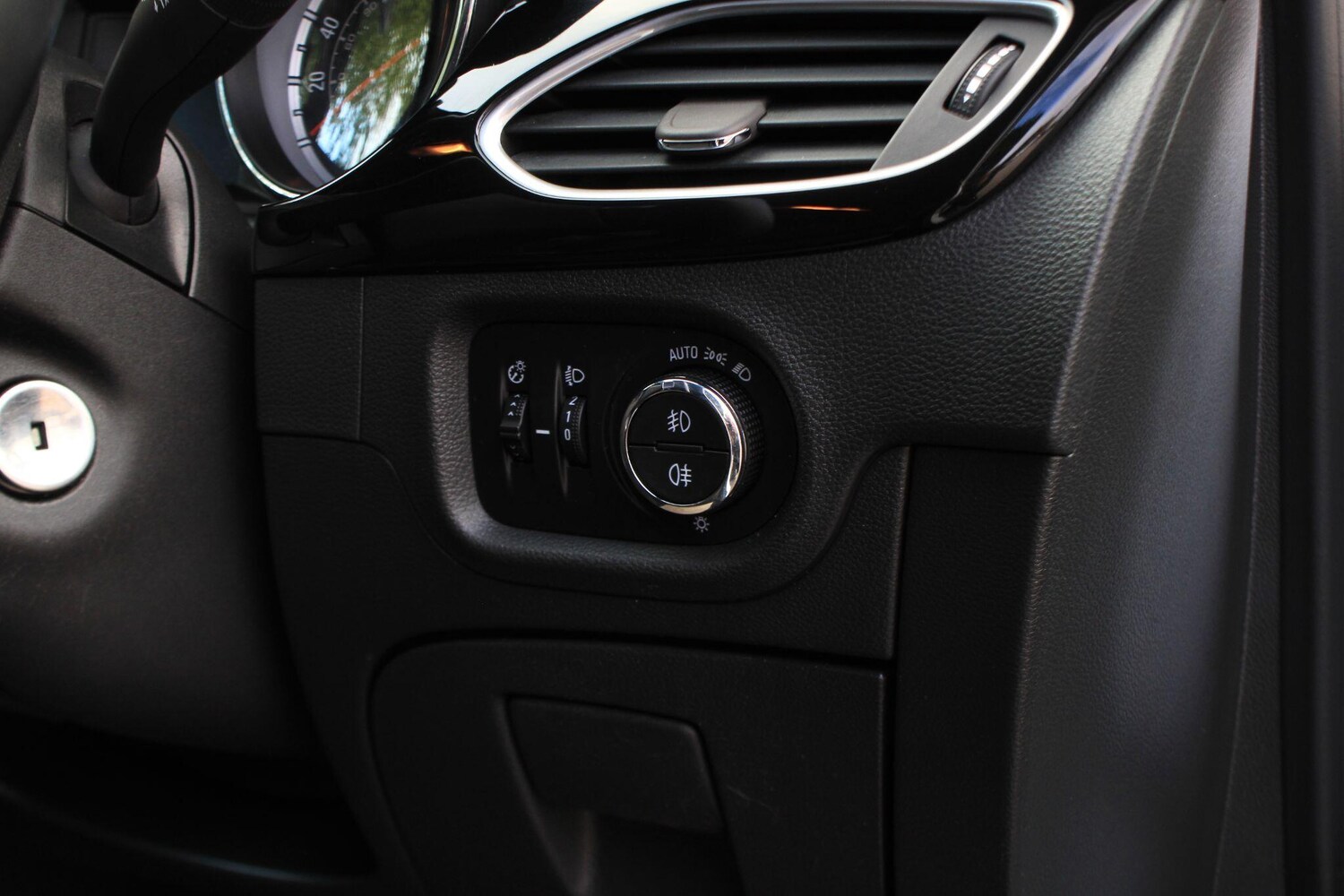 Used Vauxhall Astra 2016 for sale - 76227300: Photo 29