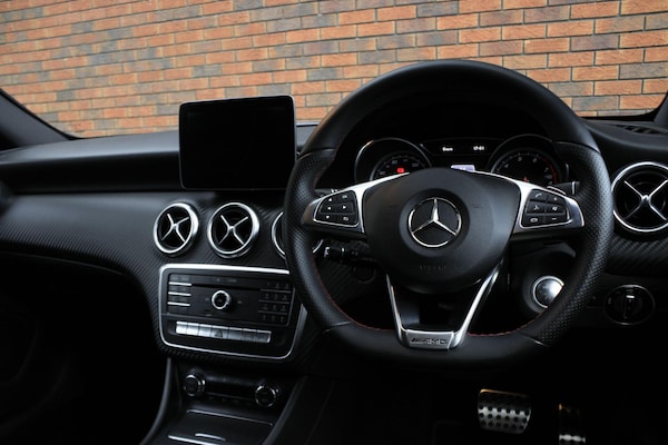Used Mercedes-Benz A-Class 2017 for sale - 76152160: Photo 9