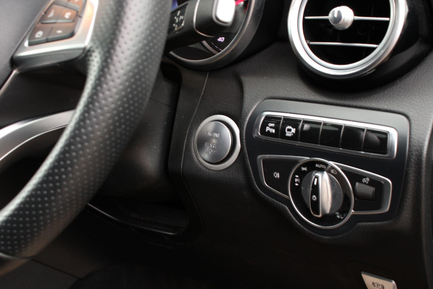 Used Mercedes-Benz GLC for sale - 77684111: Photo 28