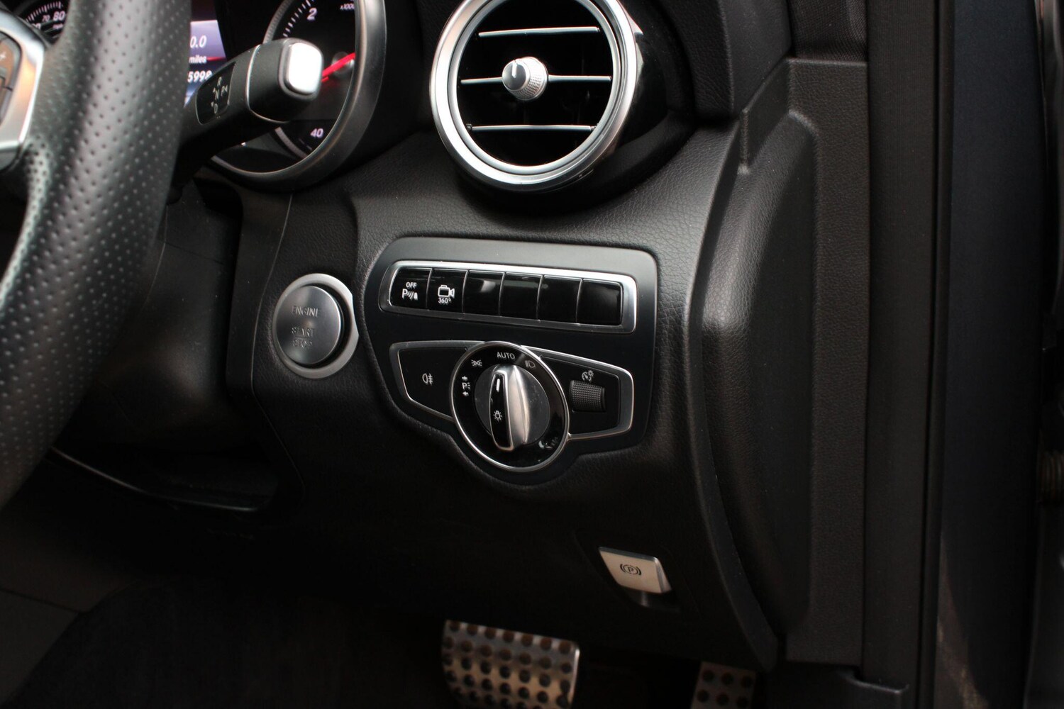 Used Mercedes-Benz GLC for sale - 77684111: Photo 30