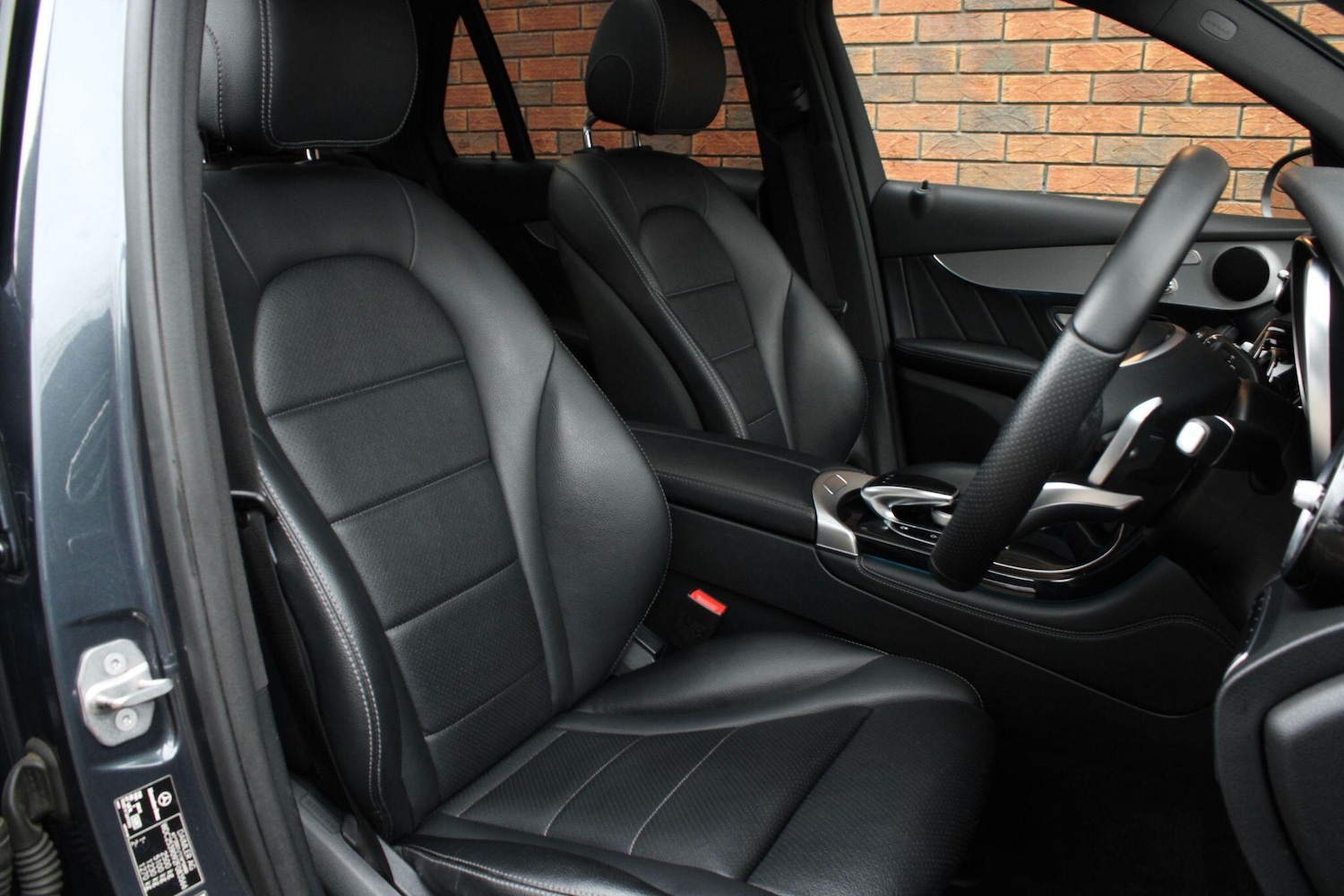 Used Mercedes-Benz GLC for sale - 77684111: Photo 4