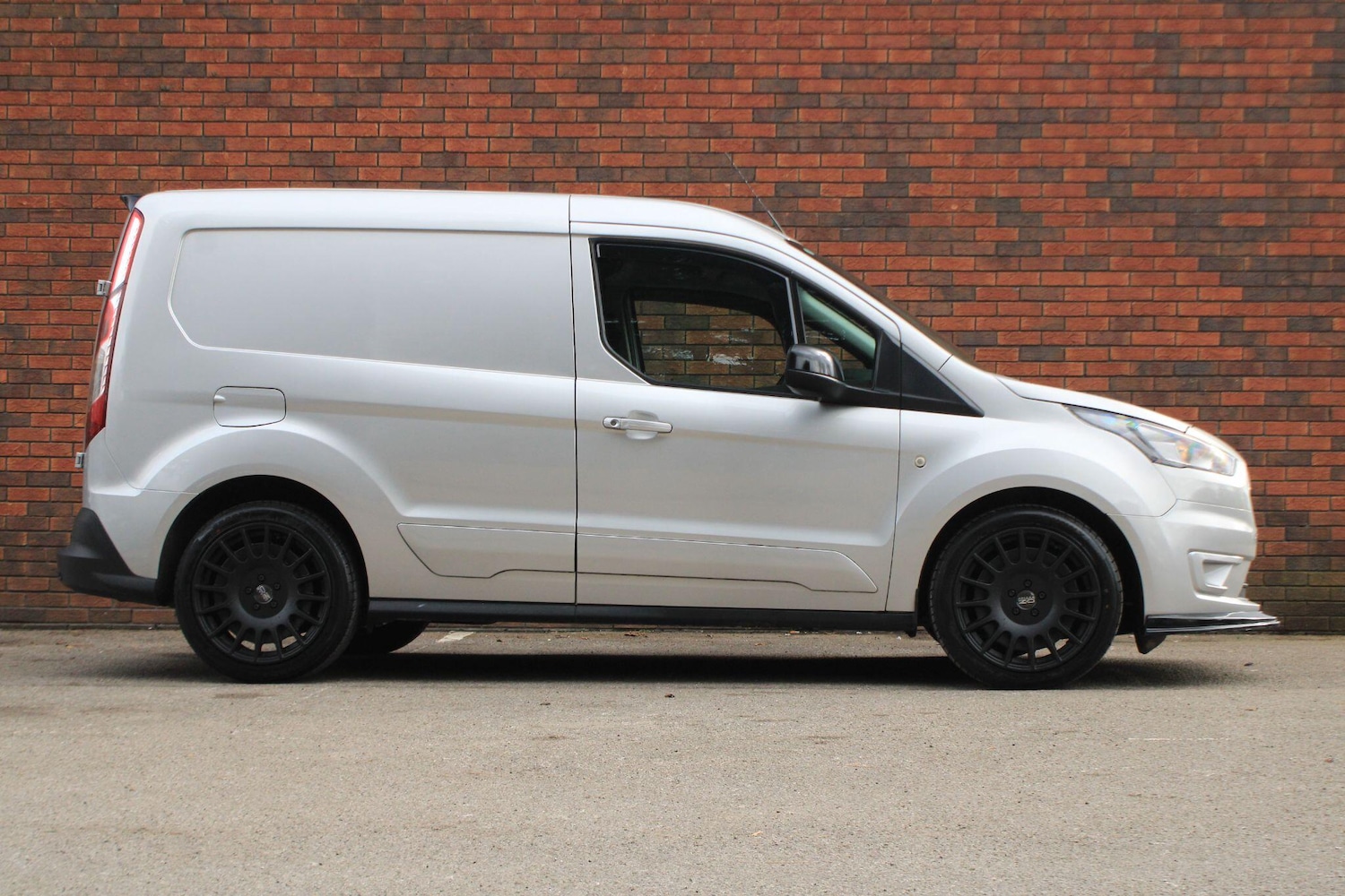 Used Ford Transit Connect 2020 for sale - 77612419: Photo 2