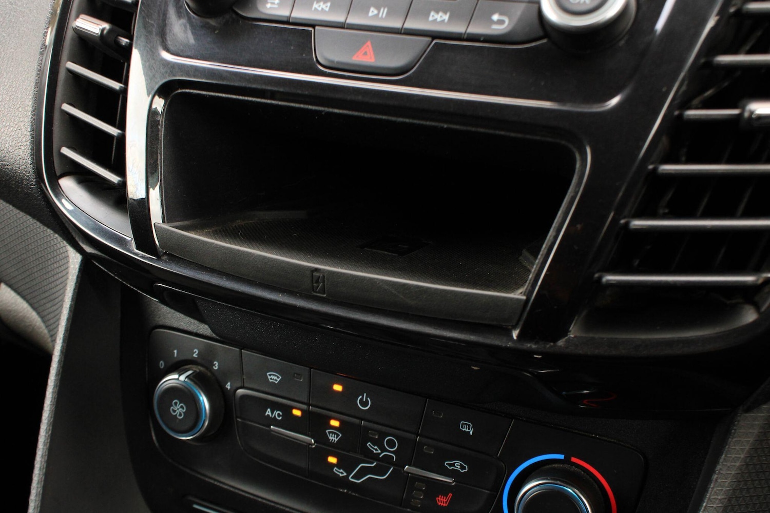 Used Ford Transit Connect 2020 for sale - 77612419: Photo 25