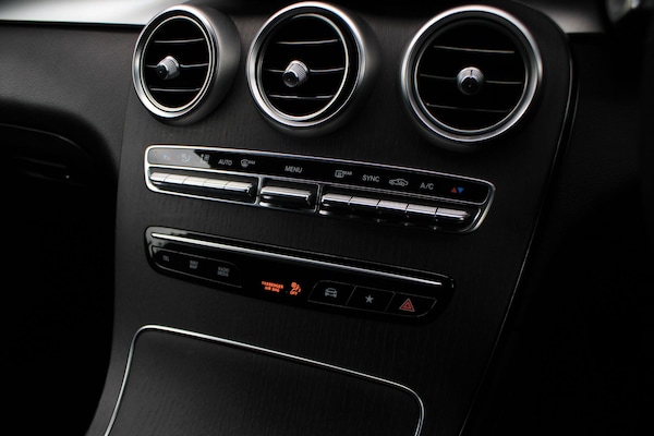 Used Mercedes-Benz GLC 2020 for sale - 76201249: Photo 19