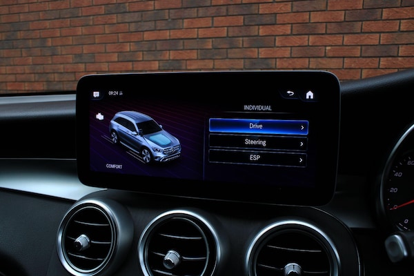 Used Mercedes-Benz GLC 2020 for sale - 76201249: Photo 28