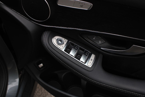 Used Mercedes-Benz GLC 2020 for sale - 76201249: Photo 31