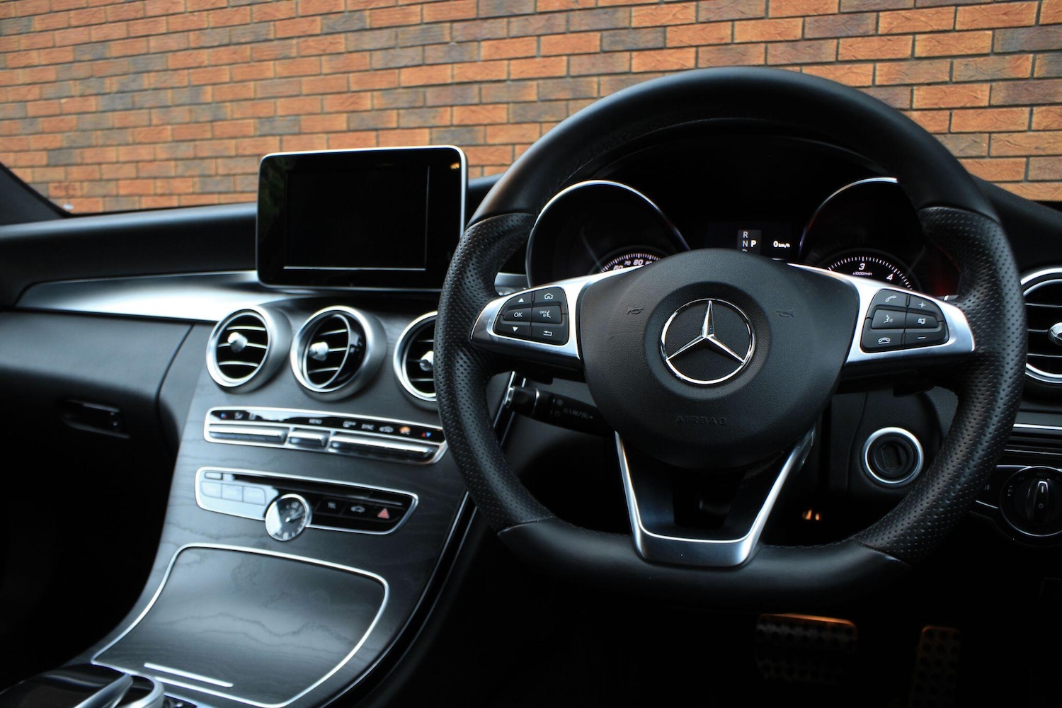 Used Mercedes-Benz C Class 2017 for sale - 76549872: Photo 8