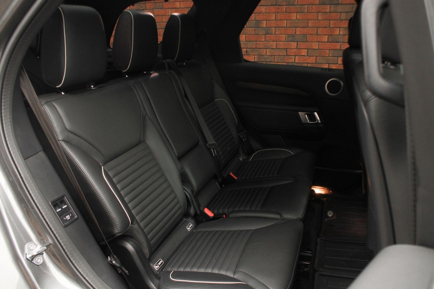 Used Land Rover Discovery 2019 for sale - 77456205: Photo 11