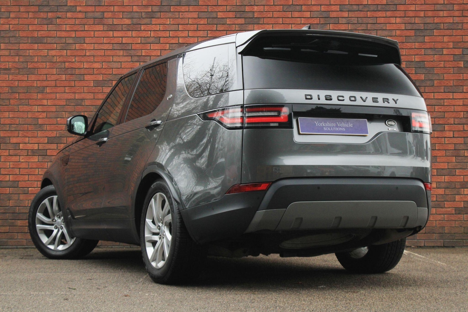 Used Land Rover Discovery 2019 for sale - 77456205: Photo 3