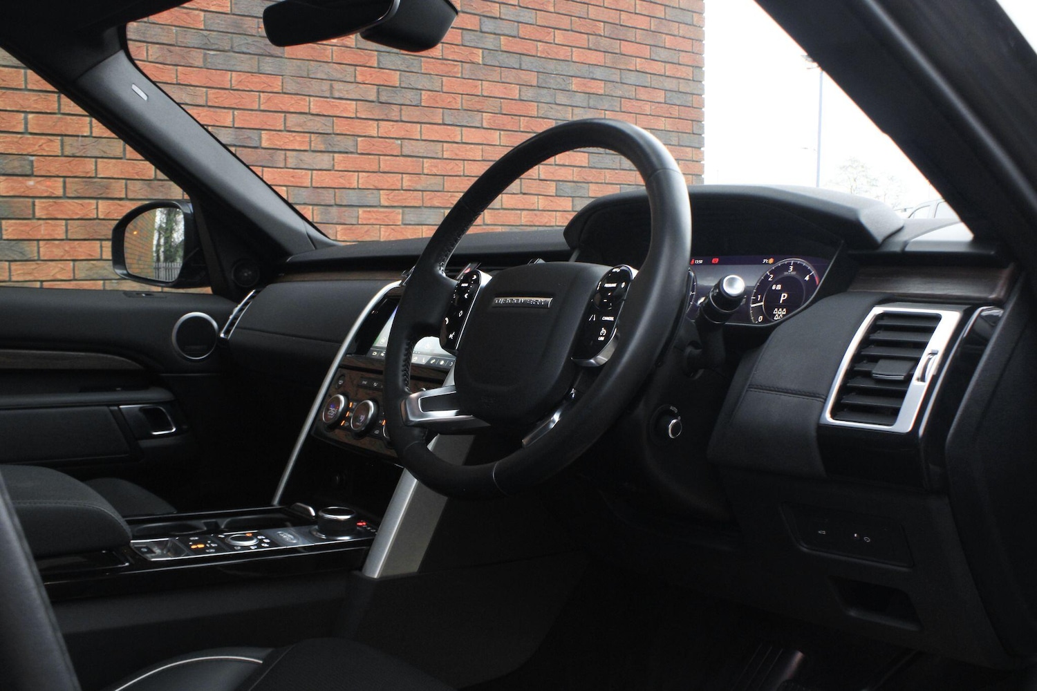 Used Land Rover Discovery 2019 for sale - 77456205: Photo 5