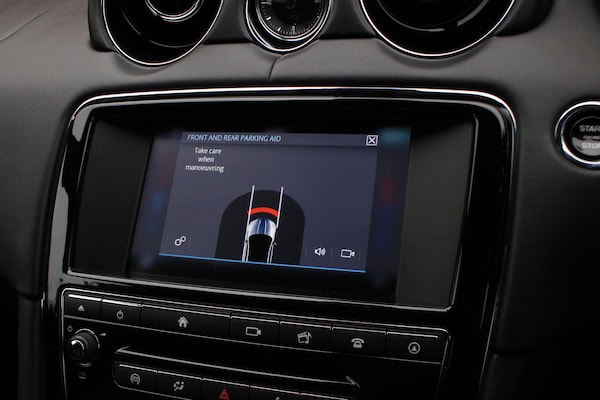 Used Jaguar XJ 2017 for sale - 76306334: Photo 34