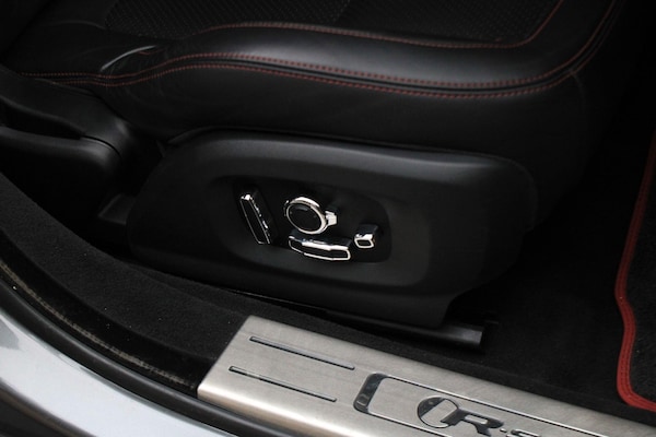 Used Jaguar XJ 2017 for sale - 76306334: Photo 37