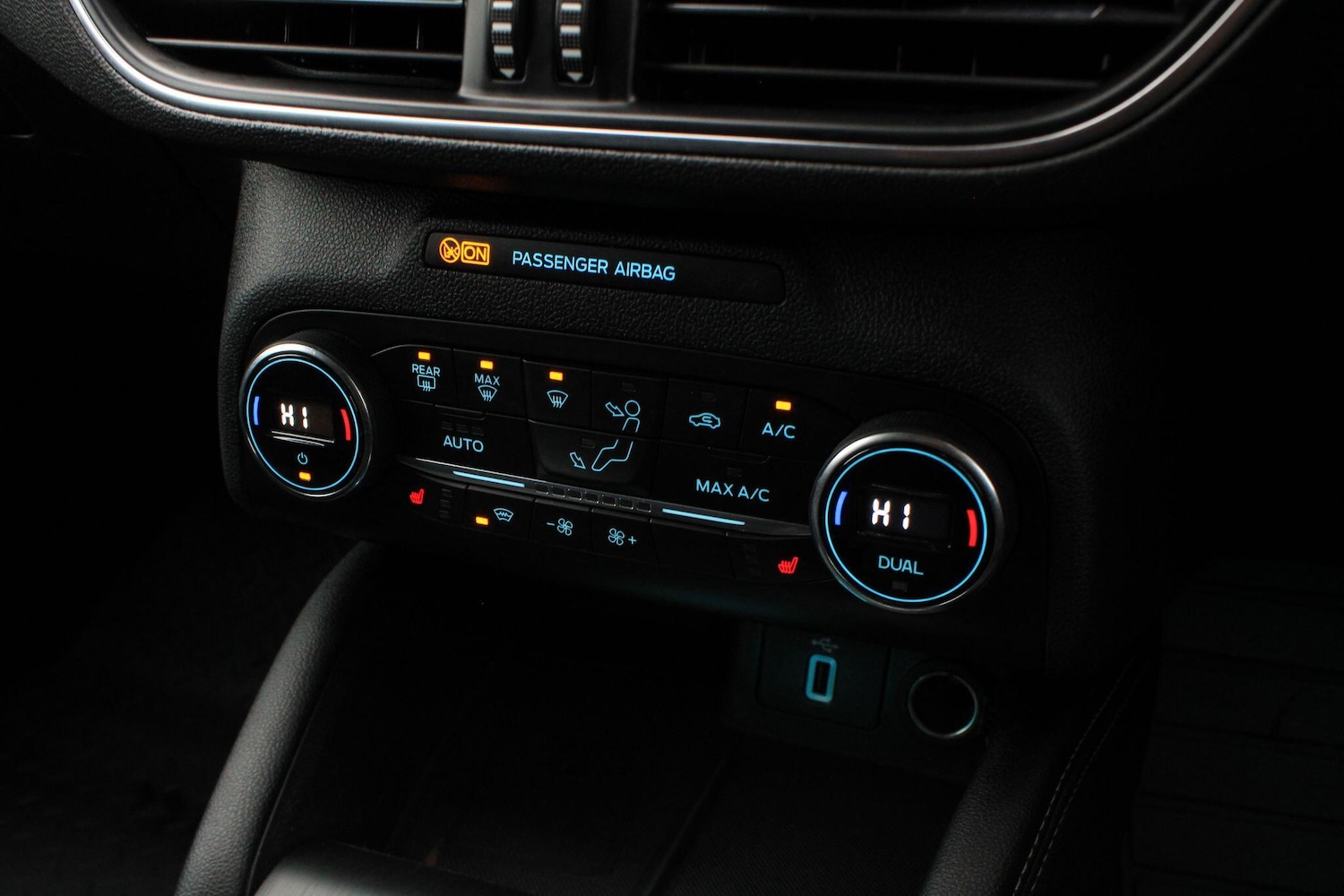 Used Ford Focus 2019 for sale - 76965303: Photo 18