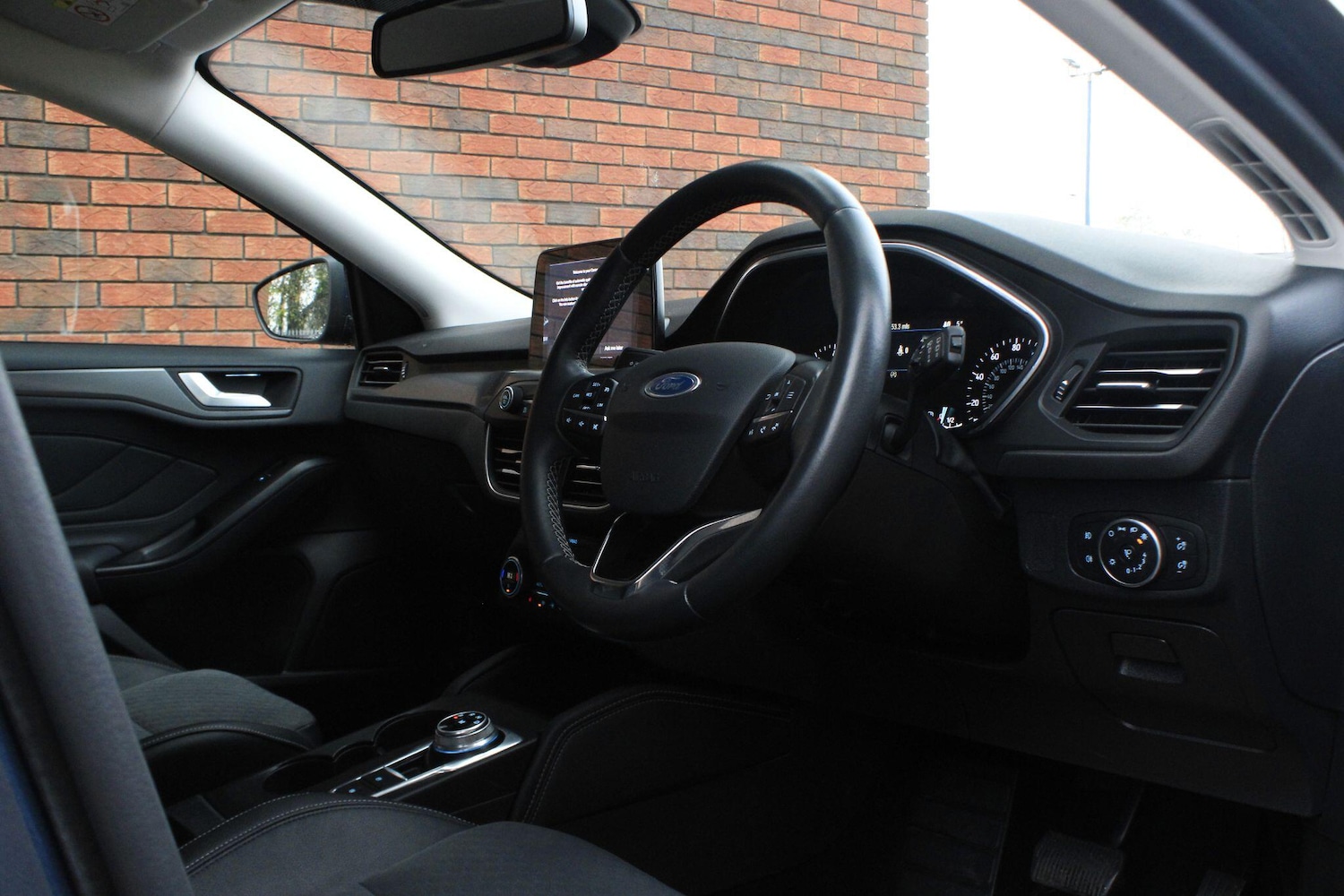 Used Ford Focus 2019 for sale - 76965303: Photo 5