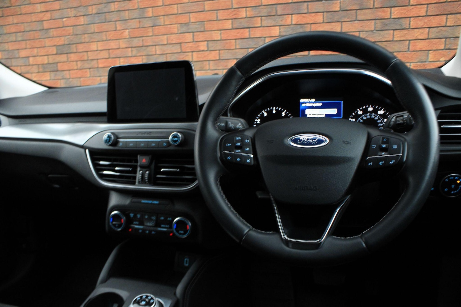 Used Ford Focus 2019 for sale - 76965303: Photo 9