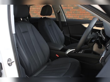 Used Audi A4 2023 for sale - 75493091: Photo