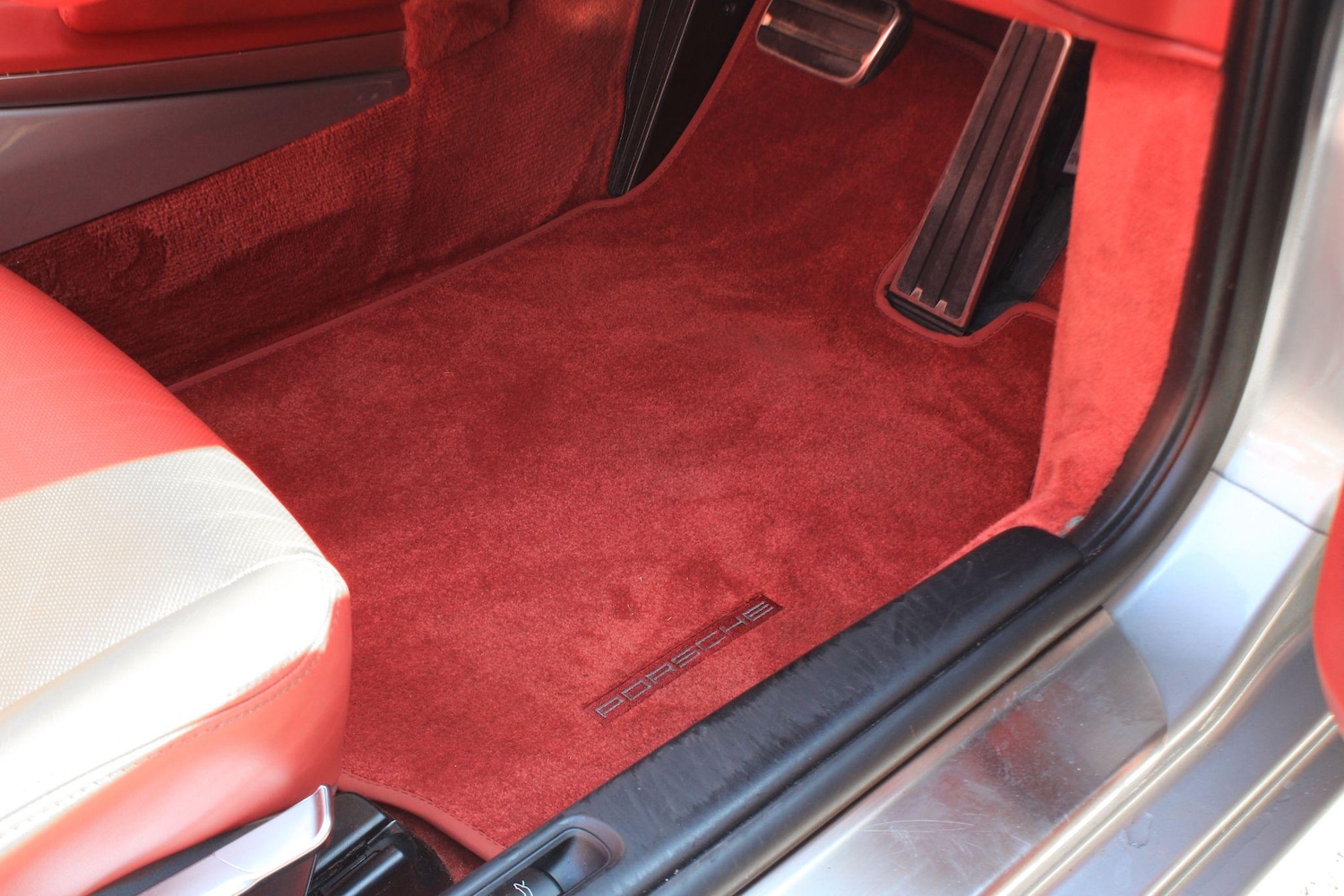 Vehicle 28