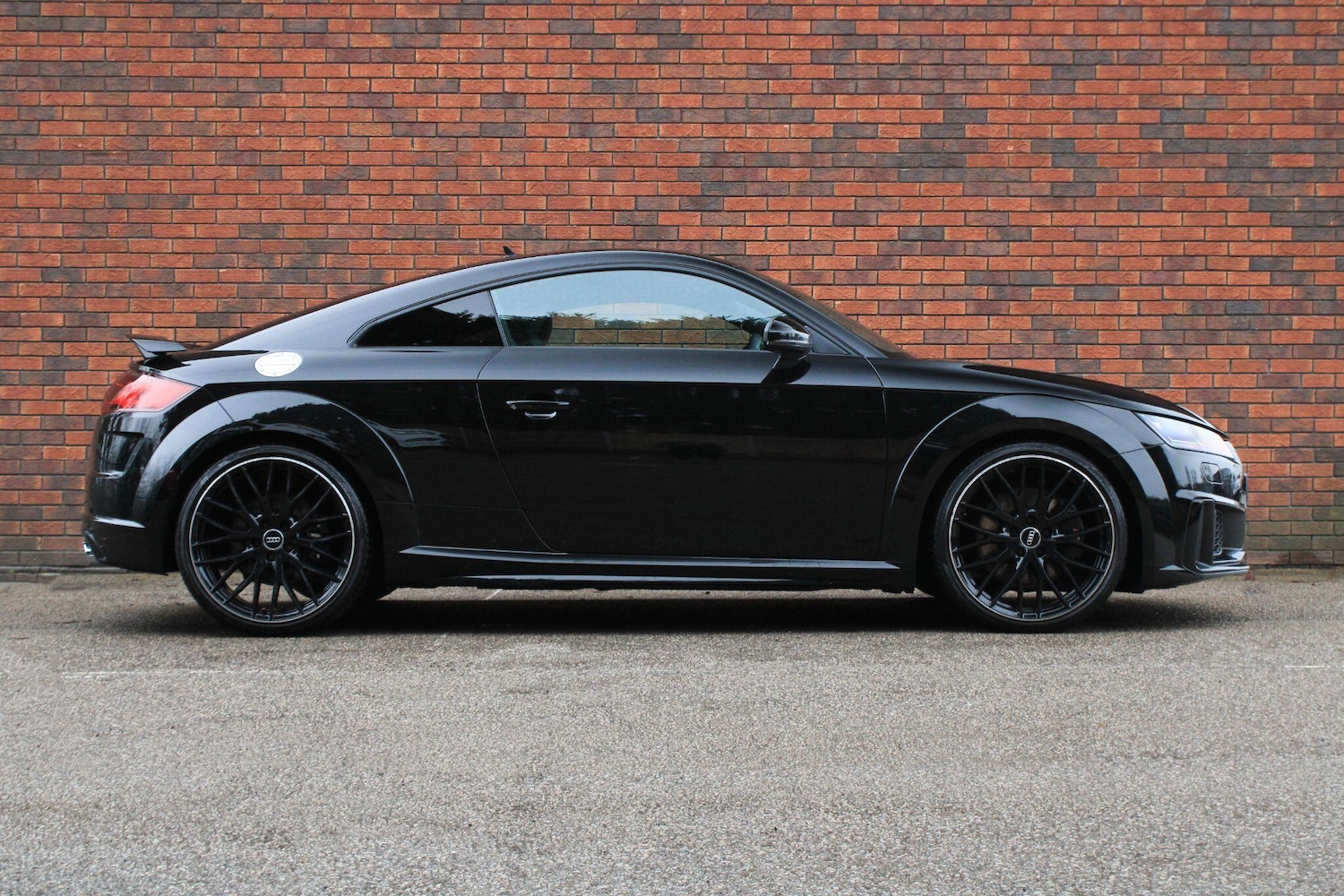 Used Audi TT 2022 for sale - 77343947: Photo 2