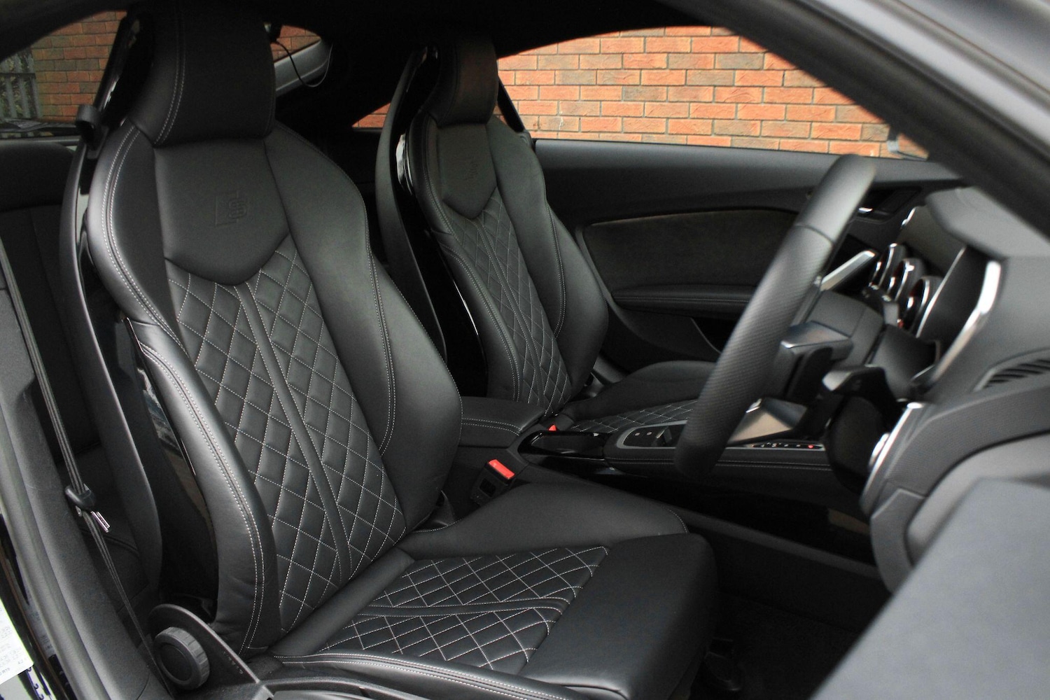 Used Audi TT 2022 for sale - 77343947: Photo 4