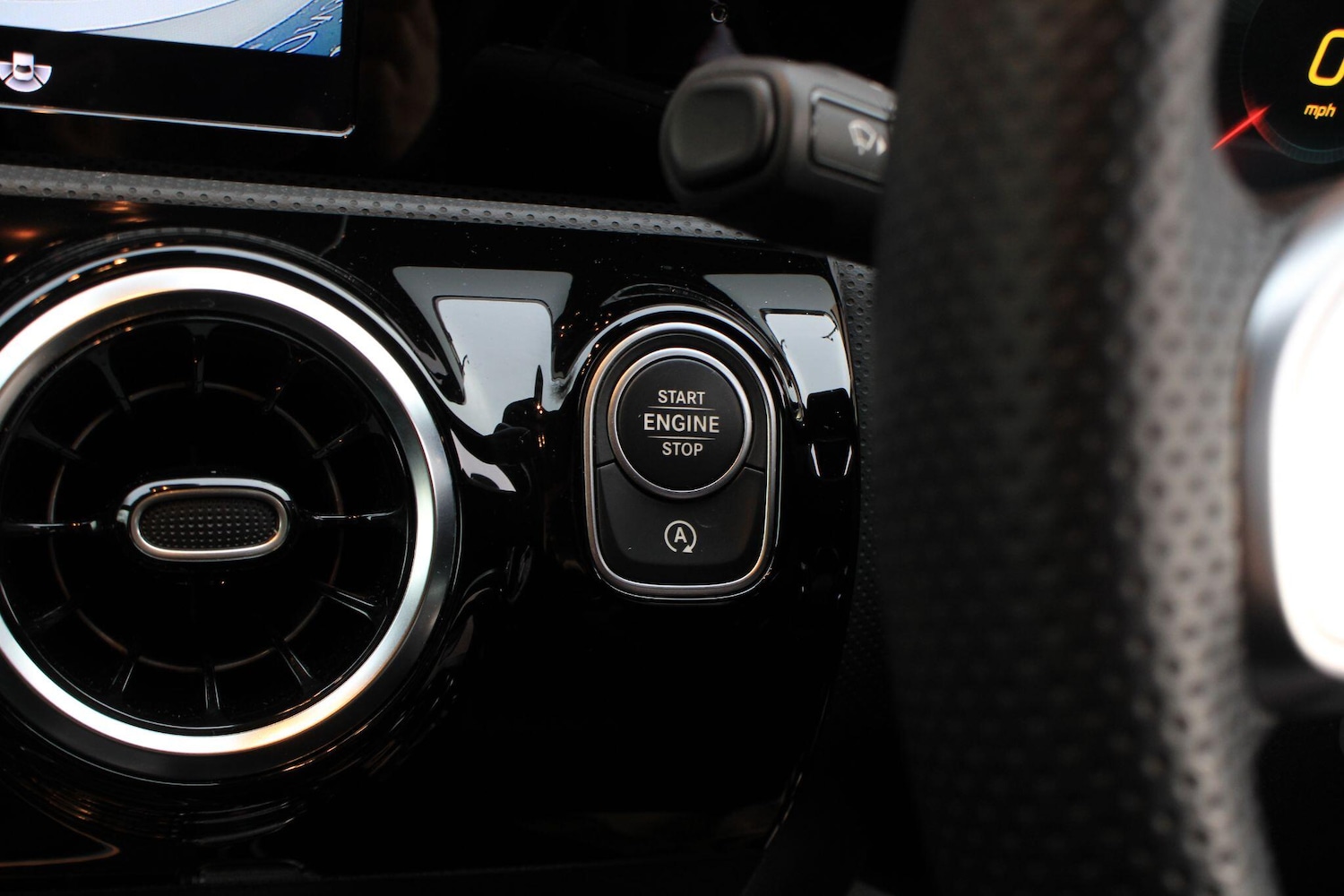 Used Mercedes-Benz A-Class 2019 for sale - 76619863: Photo 31