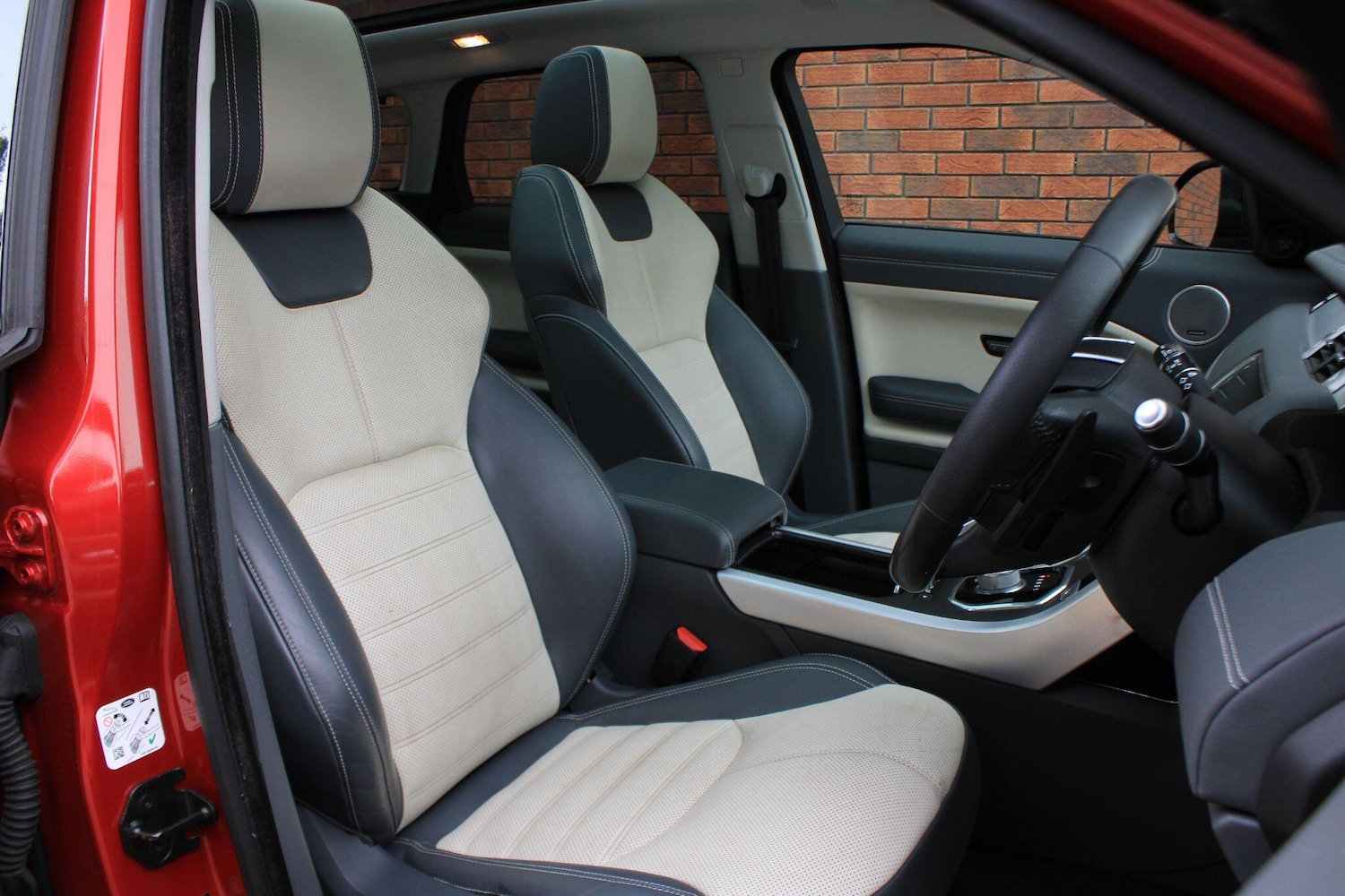 Used Land Rover Range Rover Evoque for sale - 76389329: Photo 4