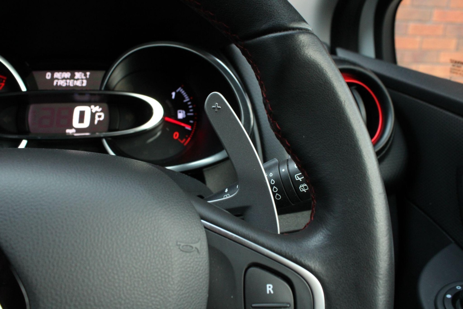 Used Renault Clio for sale - 77825255: Photo 34