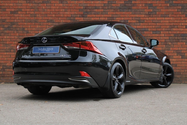 Used Lexus IS 2018 for sale - 76295504: Photo 15