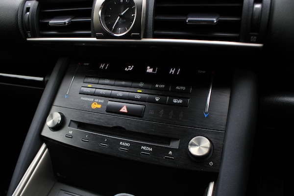 Used Lexus IS 2018 for sale - 76295504: Photo 18