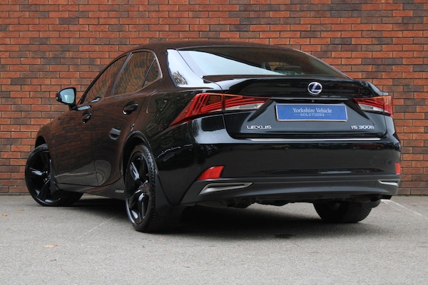 Used Lexus IS 2018 for sale - 76295504: Photo 3