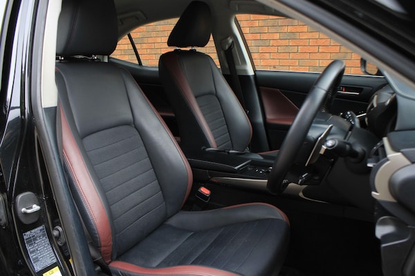 Used Lexus IS 2018 for sale - 76295504: Photo 4