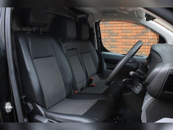 Used Vauxhall Vivaro 2020 for sale - 76227035: Photo
