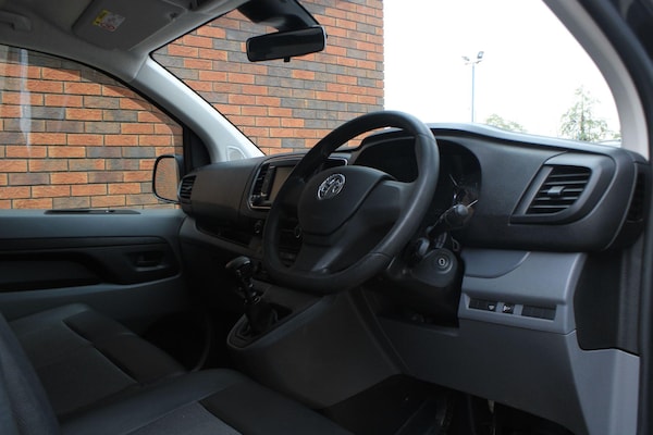 Used Vauxhall Vivaro 2020 for sale - 76227035: Photo 5