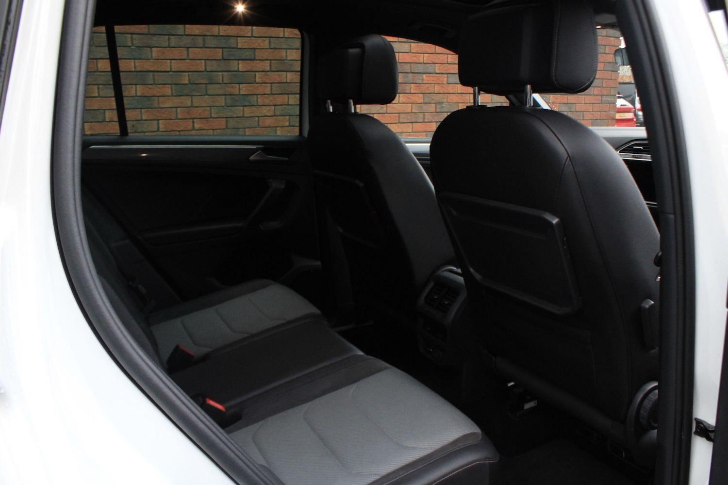 Used Volkswagen Tiguan 2019 for sale - 76990886: Photo 12