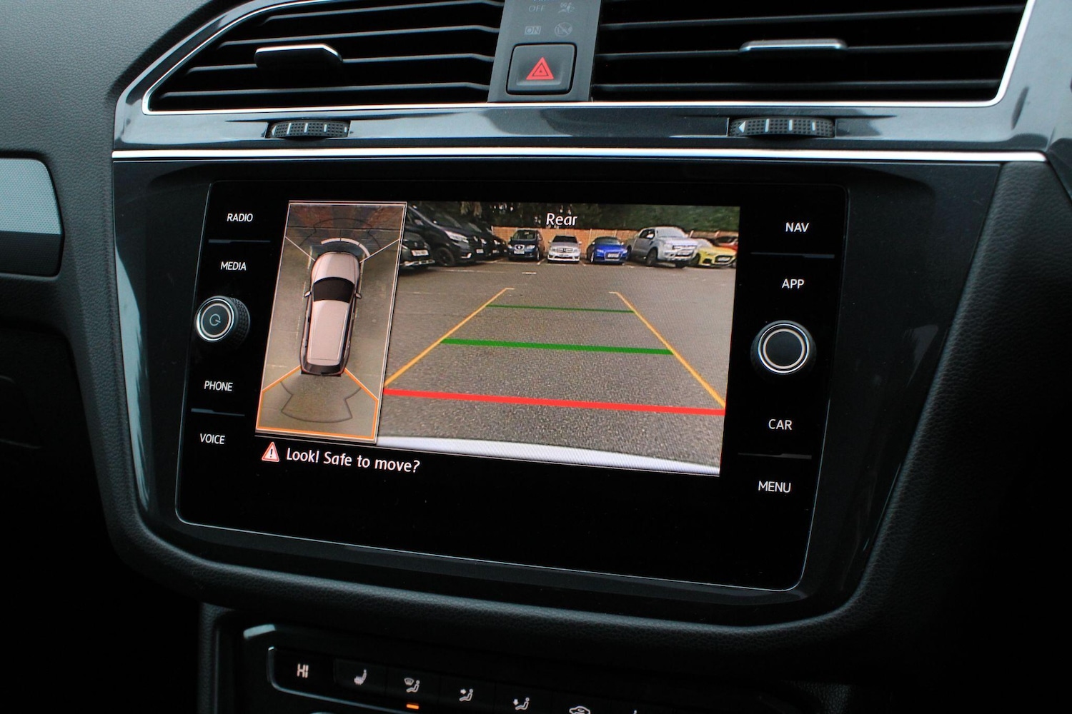 Used Volkswagen Tiguan 2019 for sale - 76990886: Photo 14