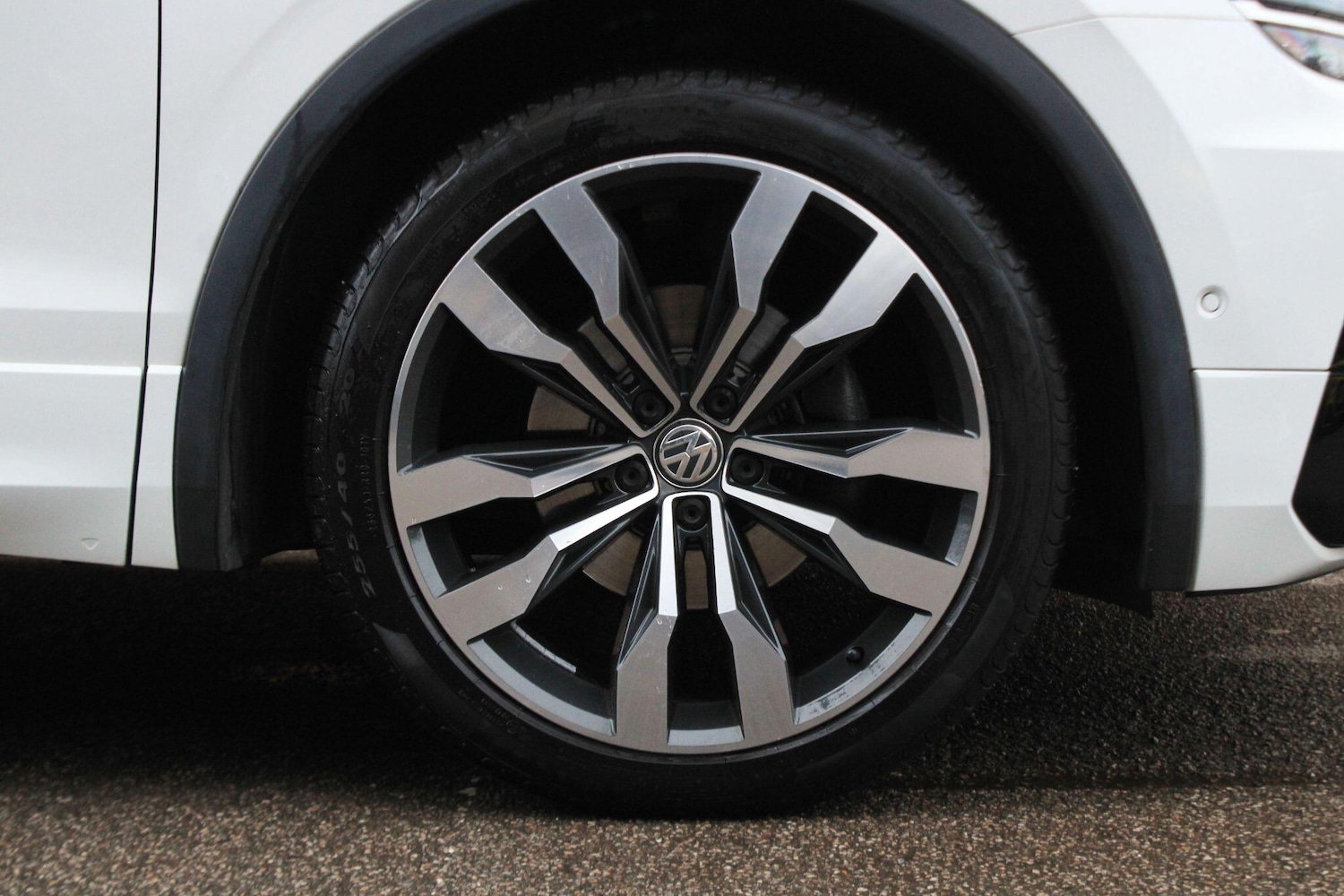 Used Volkswagen Tiguan 2019 for sale - 76990886: Photo 15