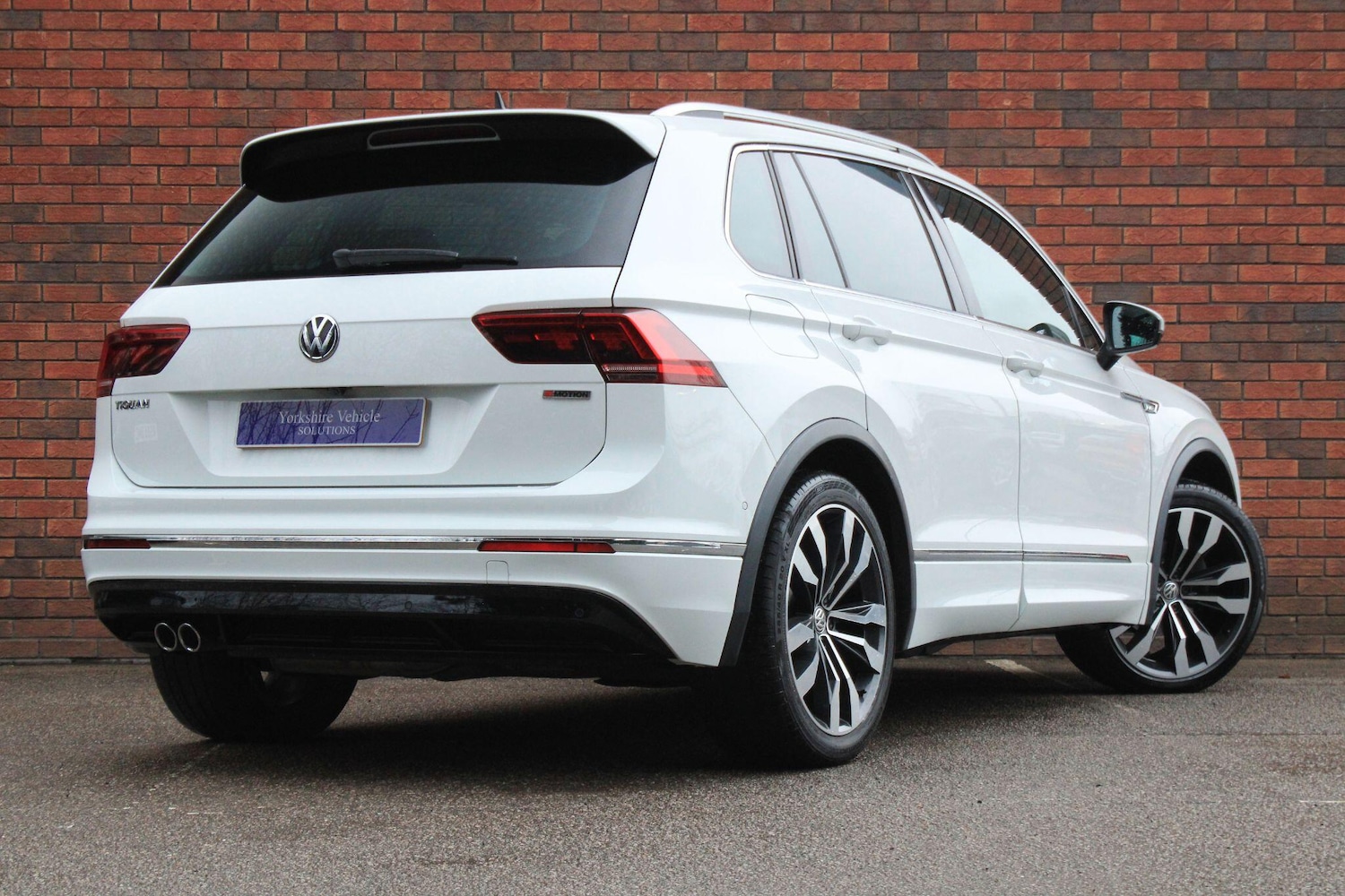 Used Volkswagen Tiguan 2019 for sale - 76990886: Photo 18